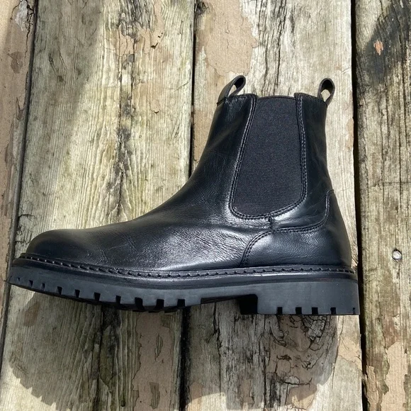 Women’s Zara Chunky Lug Black Leather Ankle Boots Size 5, Excellent Condition!! - Picture 11 of 14